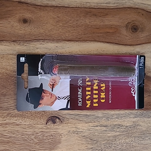 Halloween Costume - Picture 7 of 8